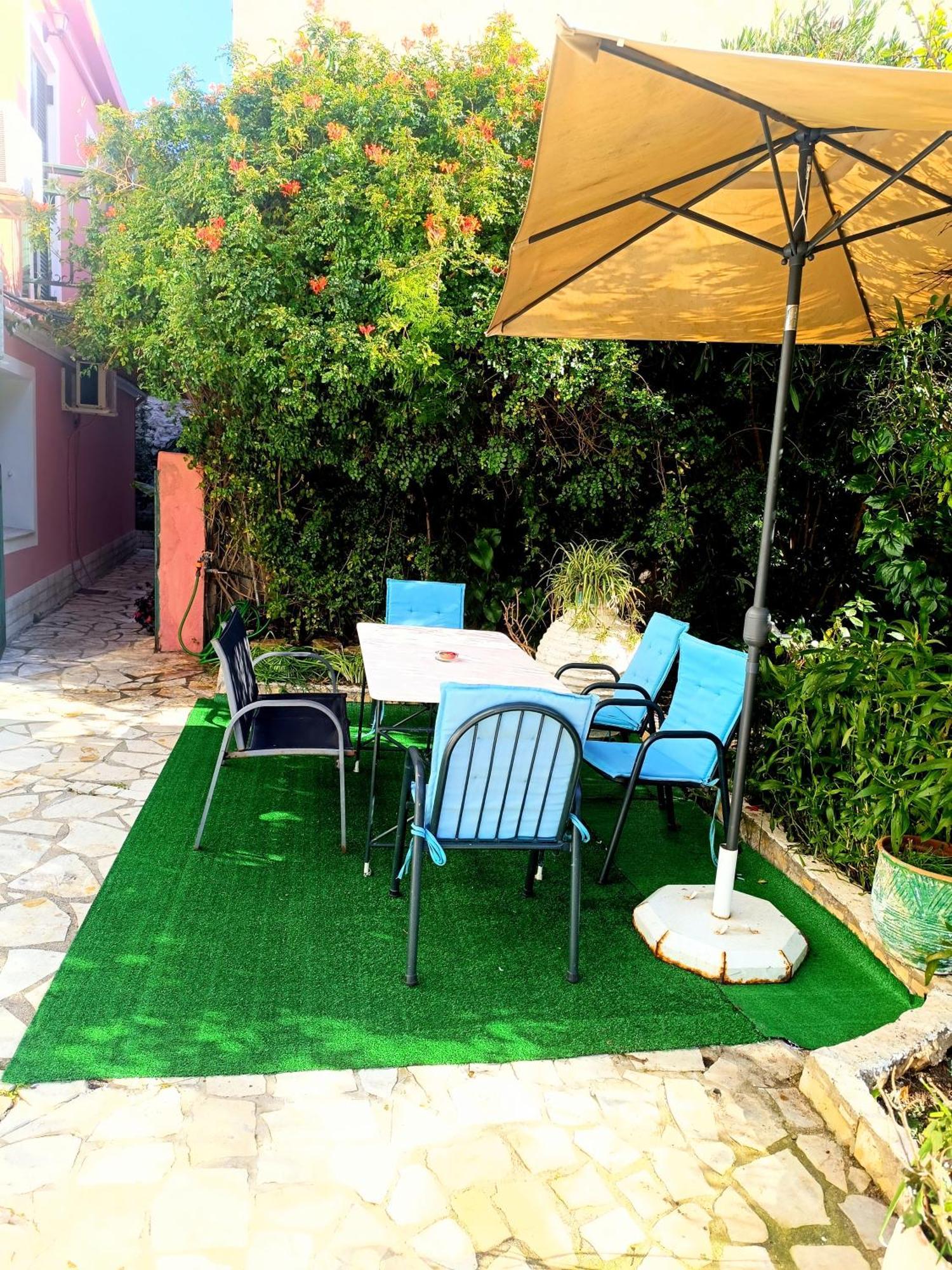 Garden Home Gaios Exterior photo